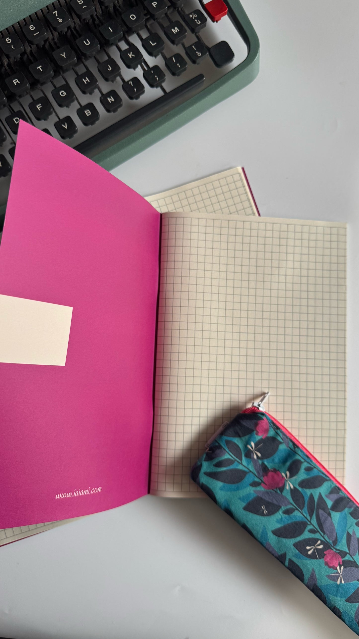 Astuccio con elastico + quaderno - Libellule