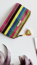 Carica l&#39;immagine nel visualizzatore di Gallery, Pochette Mini - Righe a colori, arcobaleno arancione
