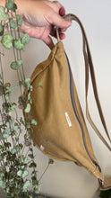 Carica l'immagine nel visualizzatore di Gallery, Moon Bag - khaki /Blue dorato (Nippori)
