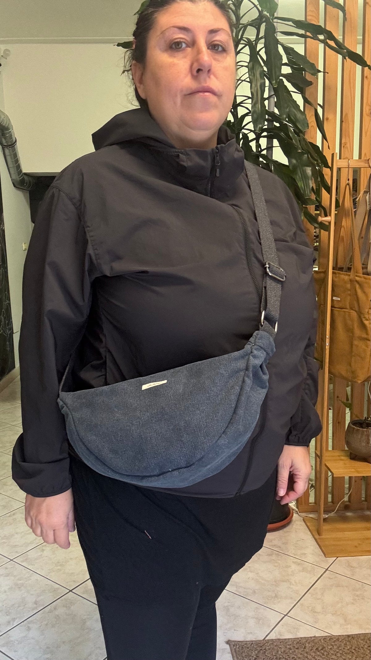 Moon Bag - Navy / Sowon