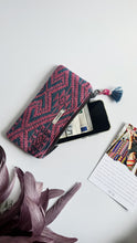 Load image into Gallery viewer, Pochette Mini - Geometrica Malva double face
