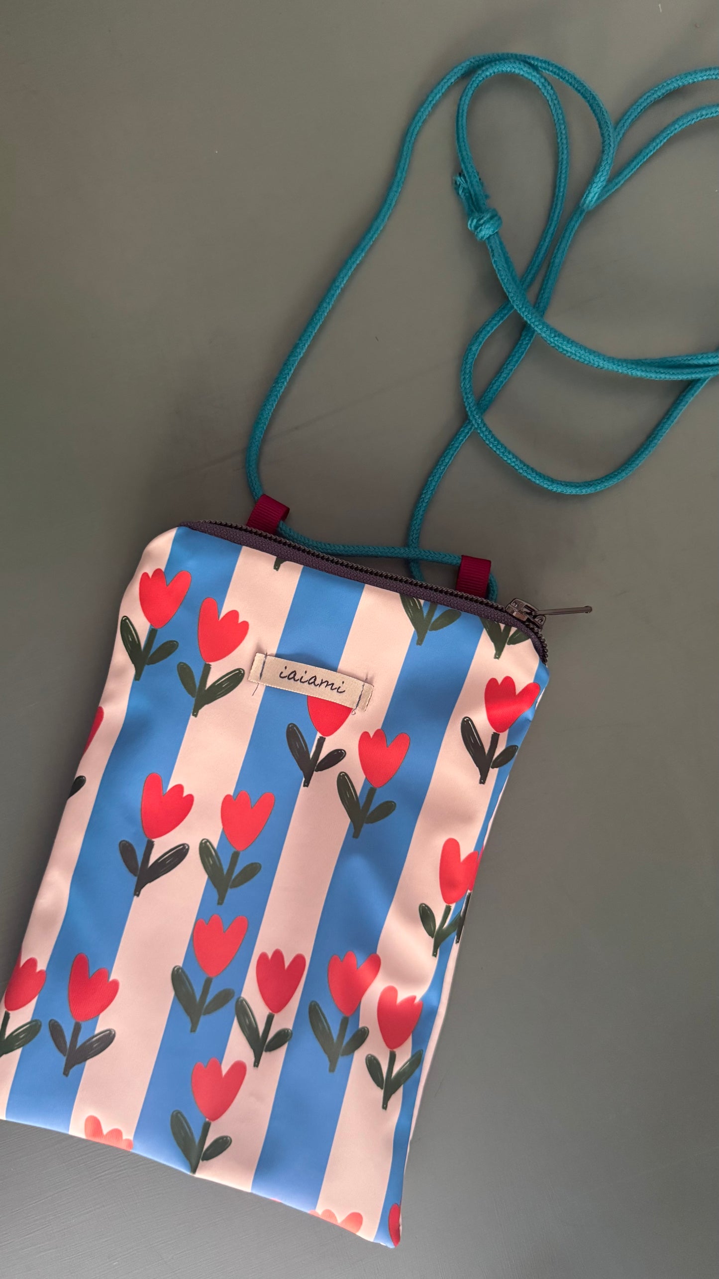 Porta cellulare Gocce (idrorepellente) - Tulipani