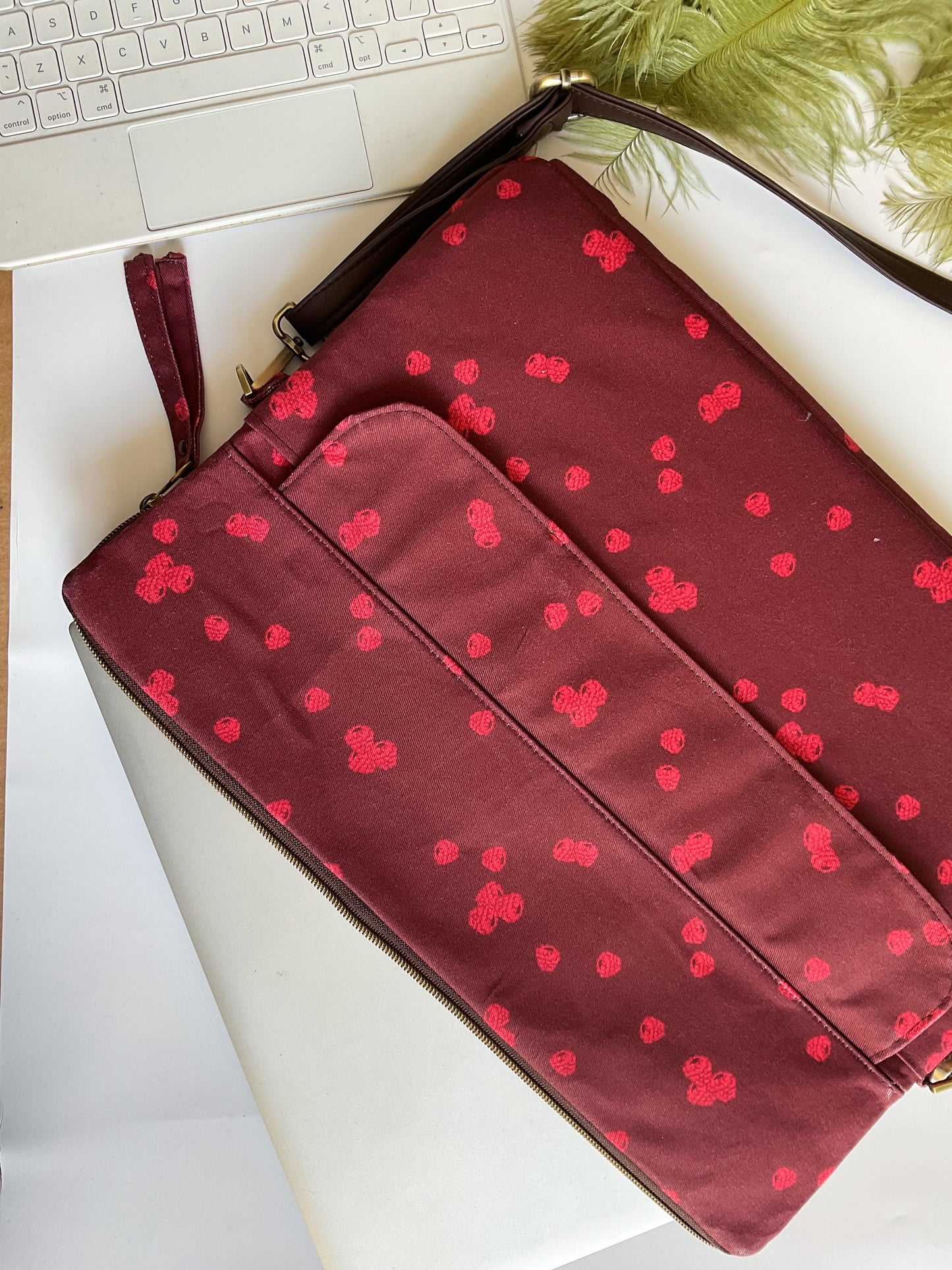 DIFETTO - Custodia per Laptop 13’’ / 14’’/ 15’’ (con tracolla e tasca esterna) - Lamponi