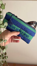 Carica l'immagine nel visualizzatore di Gallery, Astuccio trapuntato (Porta occhiali) - Verde &amp; Indaco (Stripes)
