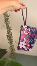 Carica l'immagine nel visualizzatore di Gallery, Gocce pochette Mini (idrorepellente) - Fiori
