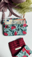 Carica l&#39;immagine nel visualizzatore di Gallery, Pocket Pochette con tasca (Mini) - Papaveri e soffioni
