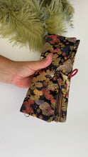 Carica l&#39;immagine nel visualizzatore di Gallery, Beauty Burrito - black and gold (Nippori)
