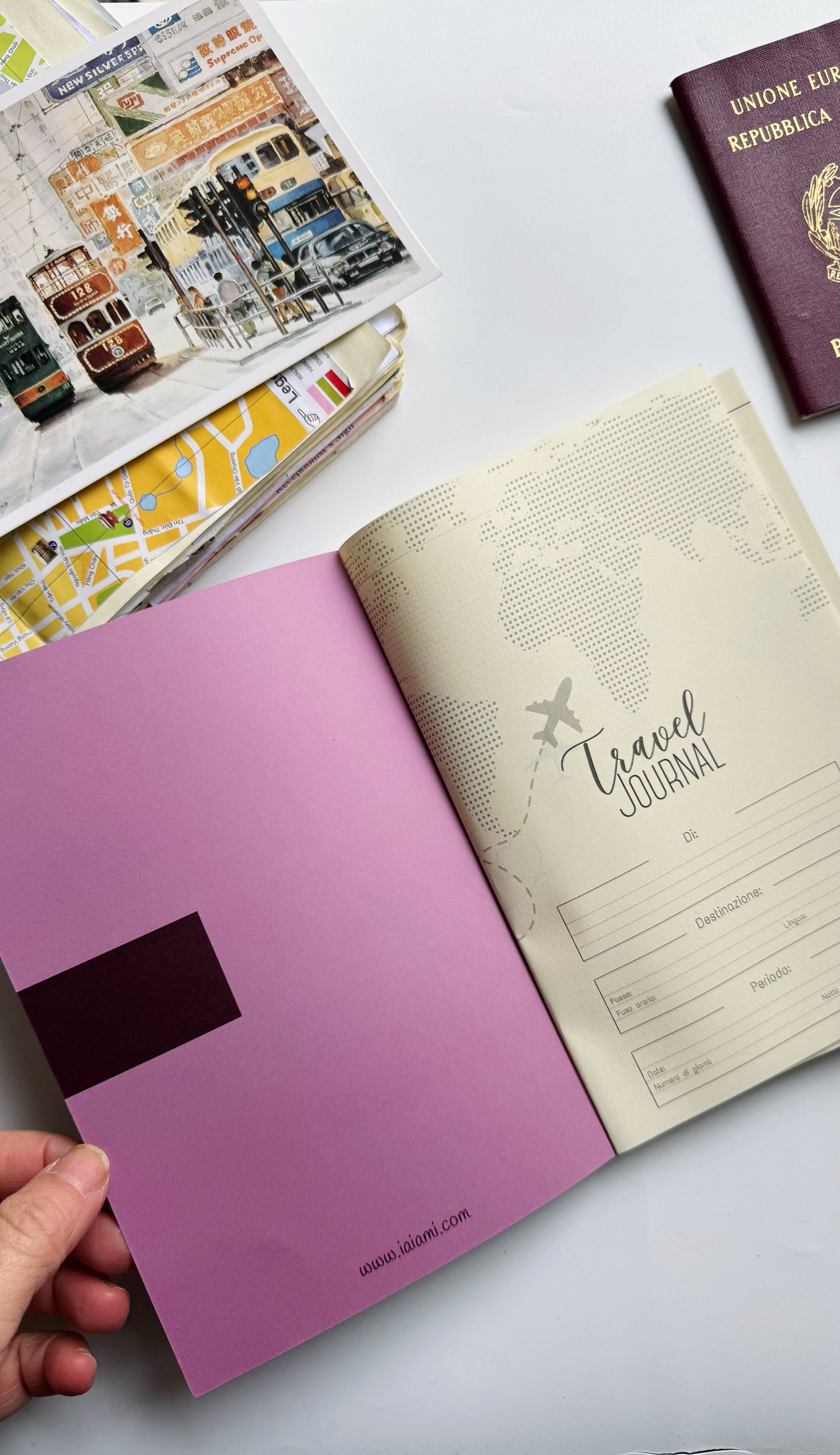 Travel Journal - Lanterne