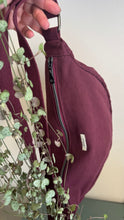Carica l'immagine nel visualizzatore di Gallery, Moon Bag - Bordeaux/Airone (Nippori)
