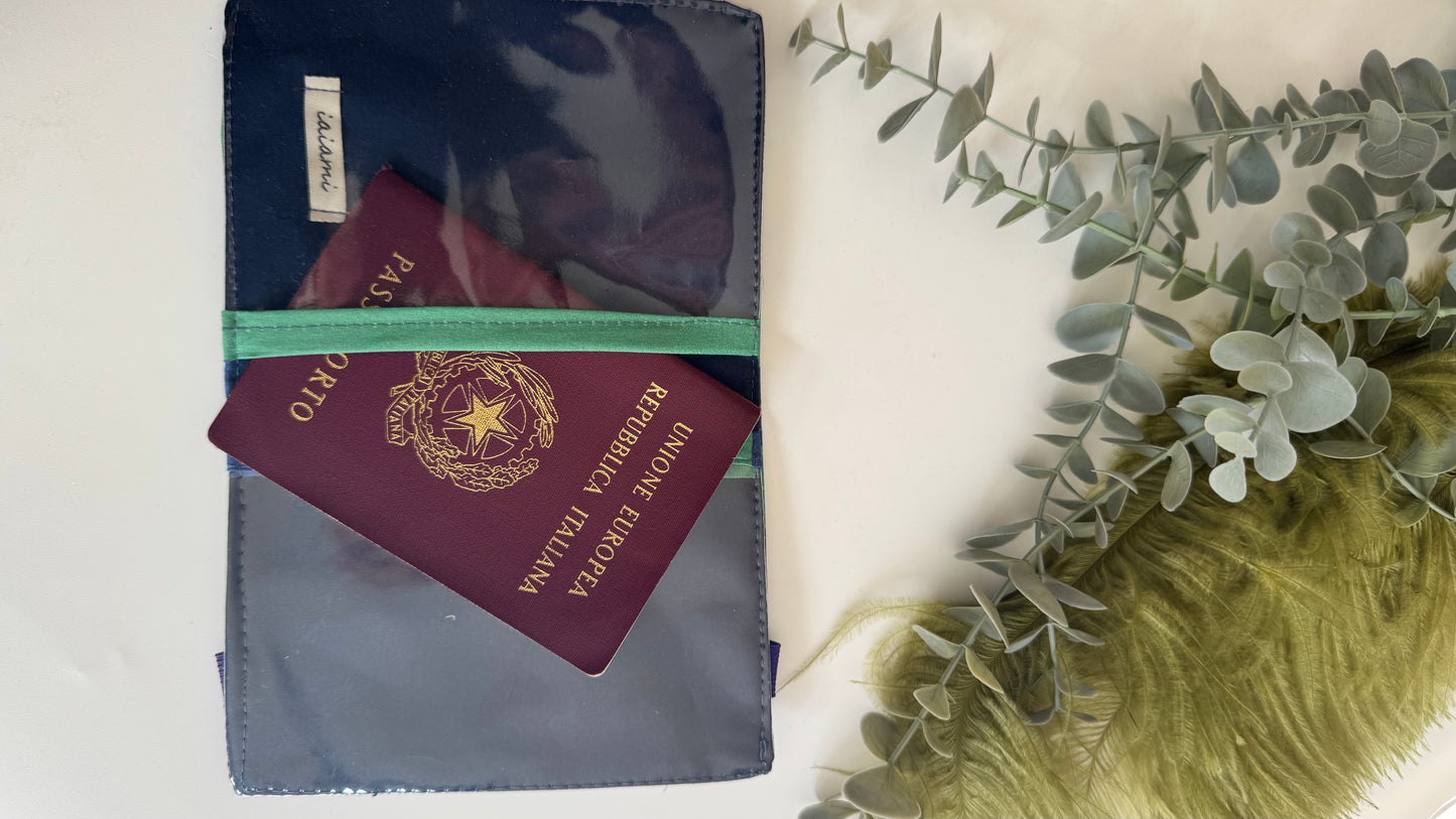 Porta Passaporto - Indaco & Verde (Stripes)