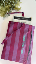 Carica l'immagine nel visualizzatore di Gallery, Custodia per libri (Maxi) - Fucsia &amp; Violetto (Stripes)
