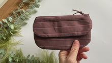 Carica e avvia il video nel visualizzatore di galleria, Pocket Pochette (Maxi) - LINES Purple
