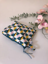 Carica l&#39;immagine nel visualizzatore di Gallery, Pochette  - Geometrica Retro
