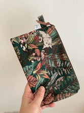 Load image into Gallery viewer, Pochette (maxi) - Autumn
