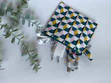 Load image into Gallery viewer, Pochette  - Geometrica Retro
